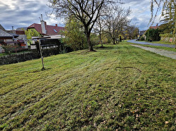 Mulčování spadaného listí